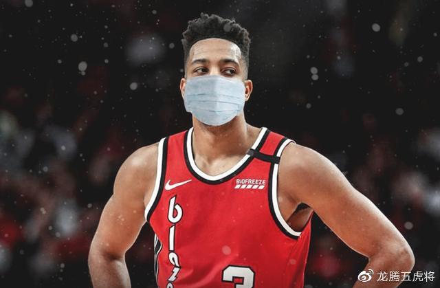 精神异常！5号秀被裁！NBA生涯倒计时
