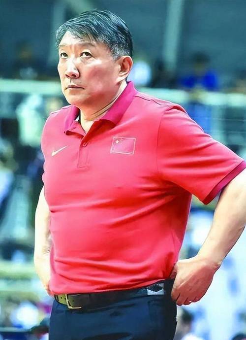 咋回事广东首轮出局，创尴尬历史，5国手成摆设，宫鲁鸣需担责