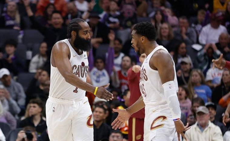 【观察】哈登变季后赛掉链子之王？骑士破局需他觉醒