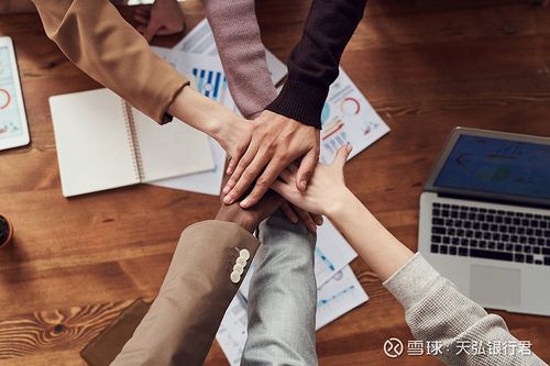 林良锋：卡里克转正，忧虑远远高于乐观